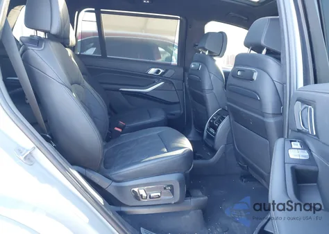 2023 BMW X7 xDrive40I z USA, uszkodzony, nr VIN 5UX23EM09P9R93512